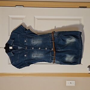 Venus denim outfit. Women's size 4
